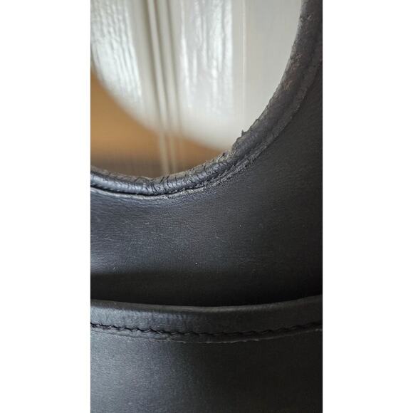 Vintage Coach Berkeley 9988 Blk Leather Saddle Bag Brass Hardware Crossbody 90s - Picture 11 of 16